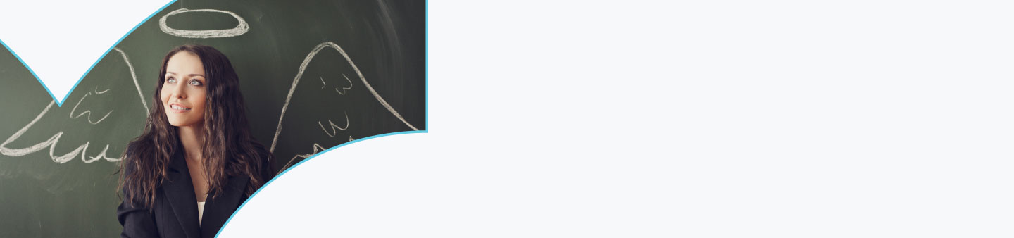 Frau mit Flügeln und einem Heiligenschein - NexellAngels, Non-profit Salesforce Initiative von Nexell